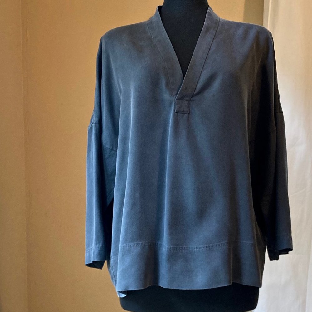 Unlabeled Charcoal Grey Lyocell Kimono Inspired Pullover Blouse.